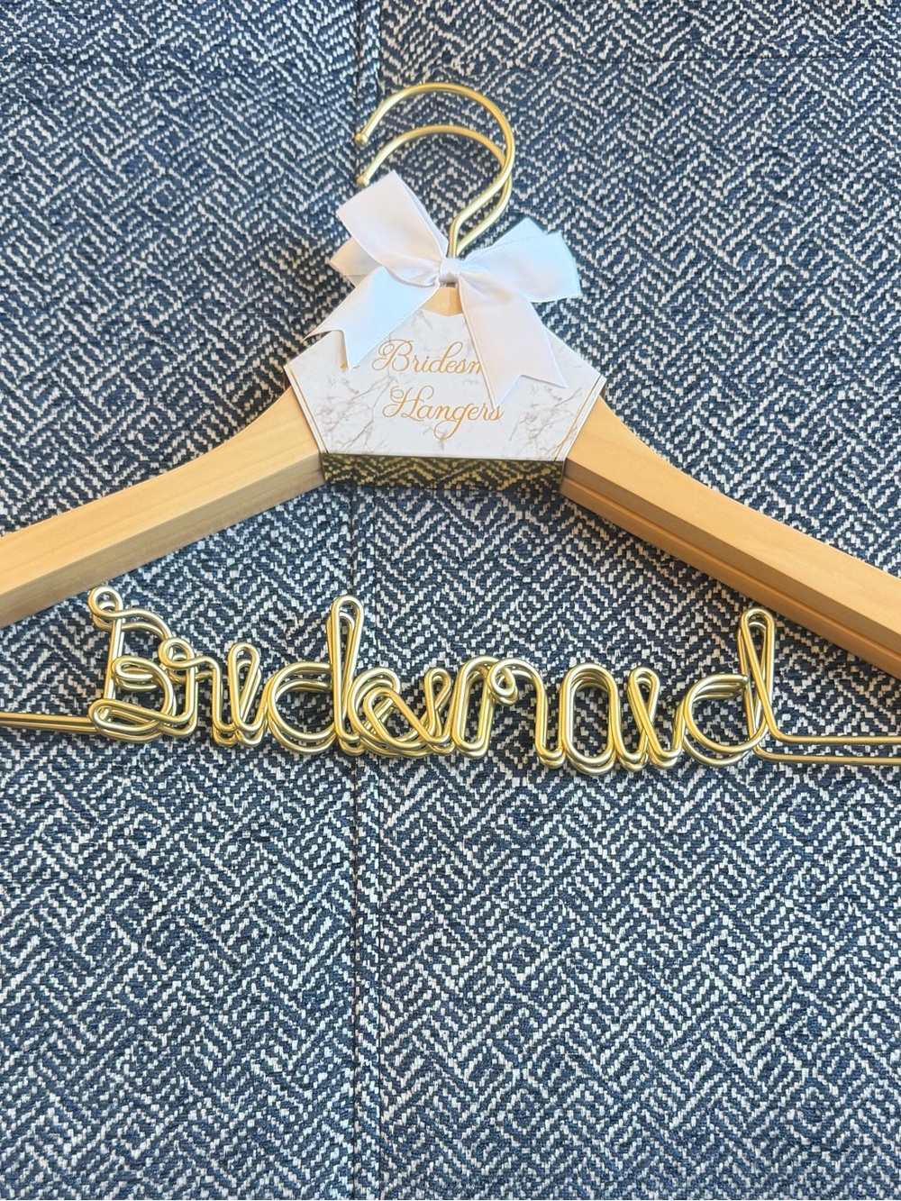 Bridesmaid Gold Wire Name Wooden Hanger with Bow